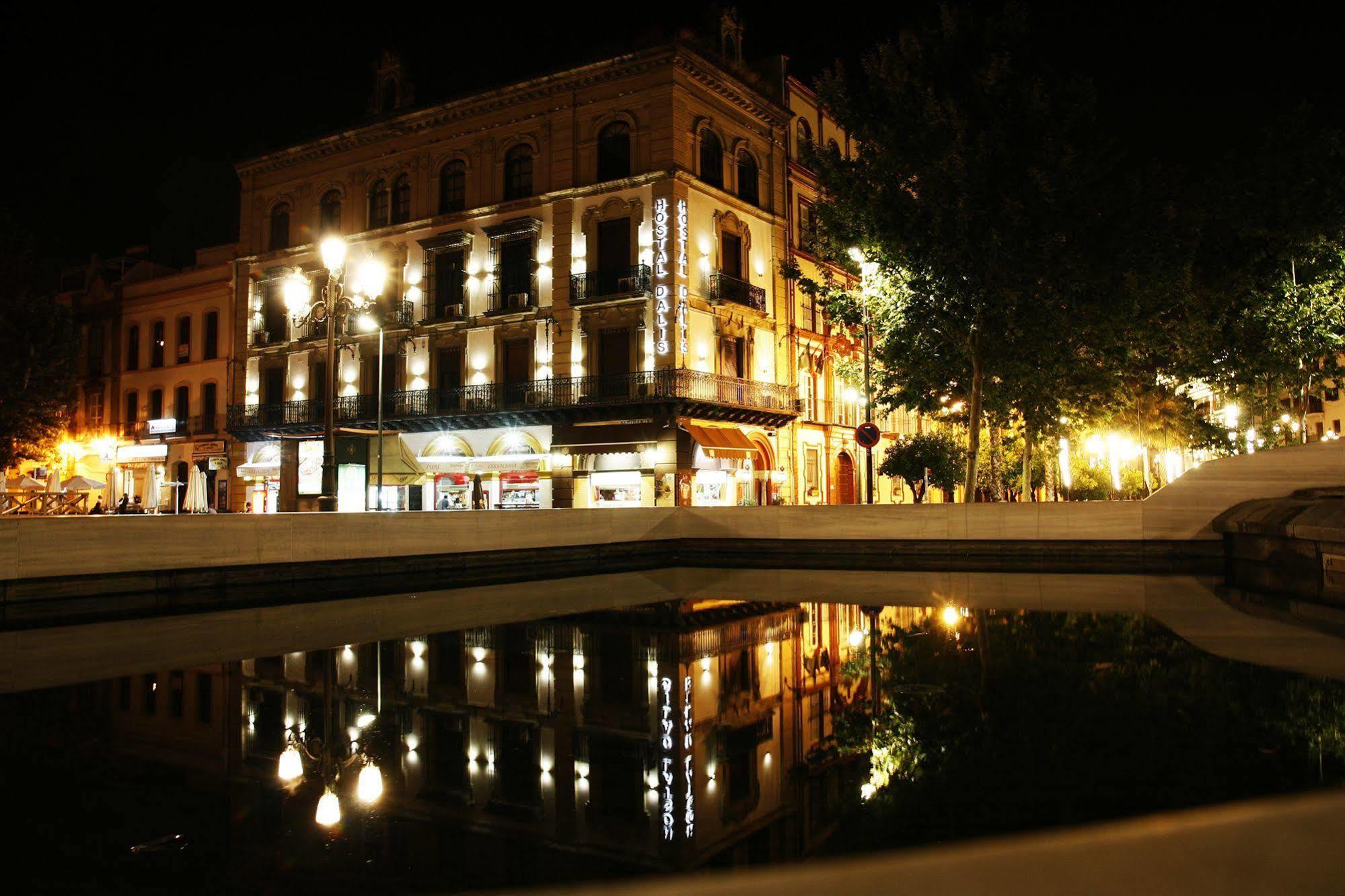 Hostal Dalis Sevilla Exterior foto