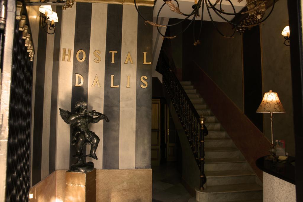 Hostal Dalis Sevilla Exterior foto