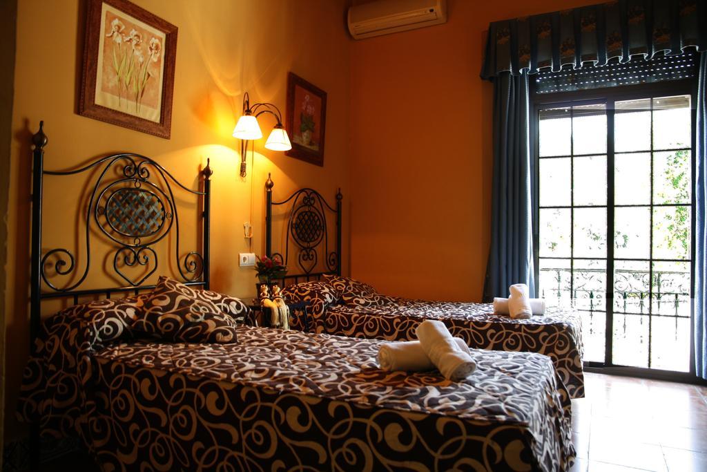 Hostal Dalis Sevilla Exterior foto